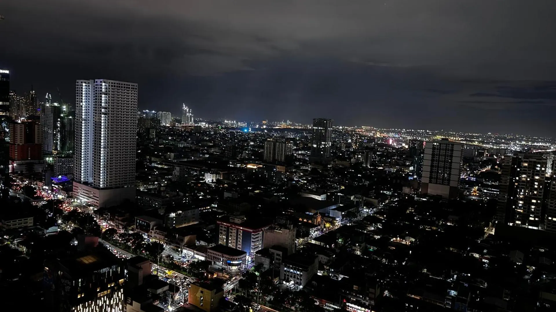 Beautiful 1Bed Condo Nr Airport, Moa, Makati, Bay Μανίλα