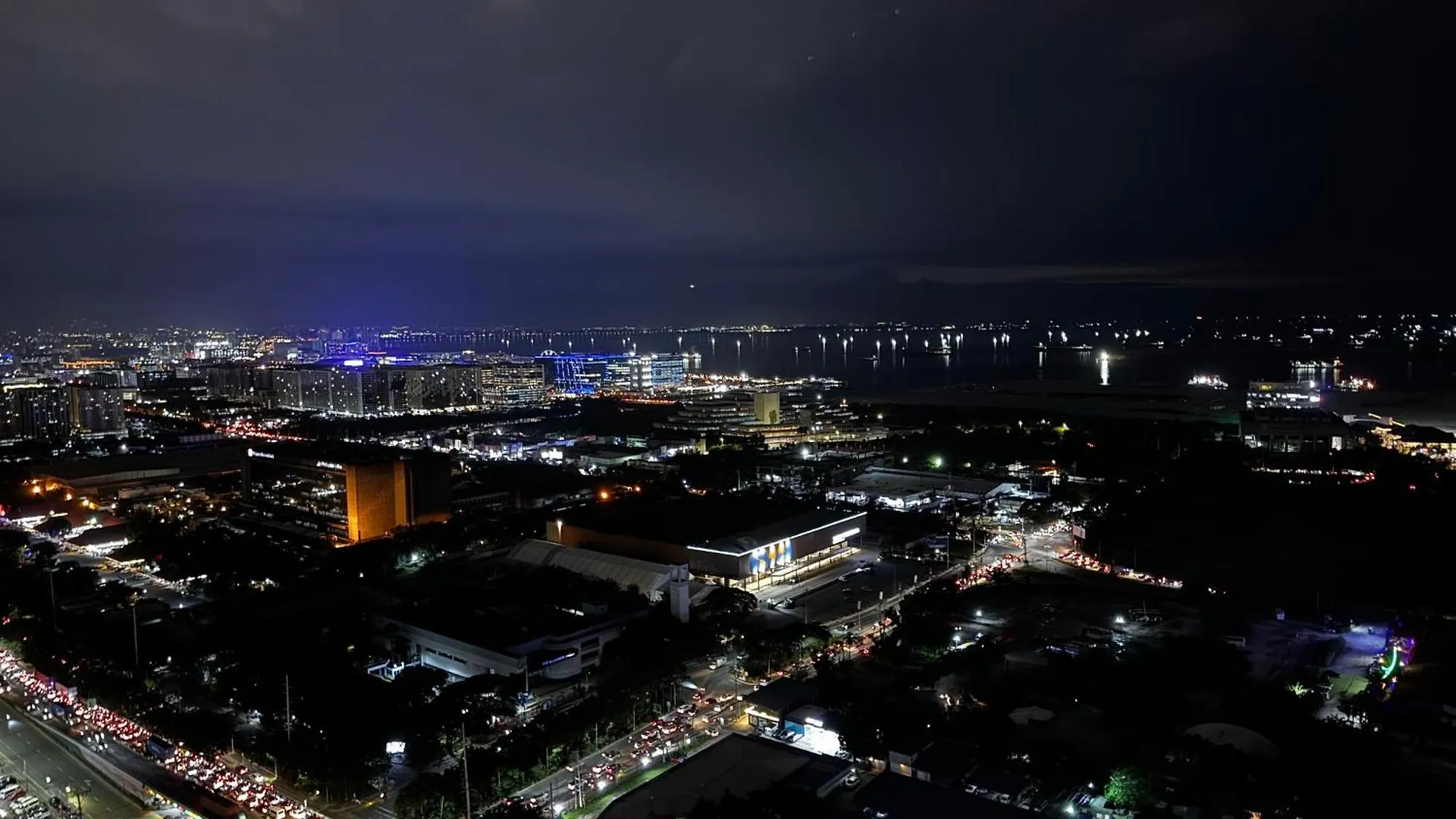 Apartment Beautiful 1Bed Condo Nr Airport, Moa, Makati, Bay Manila Philippines