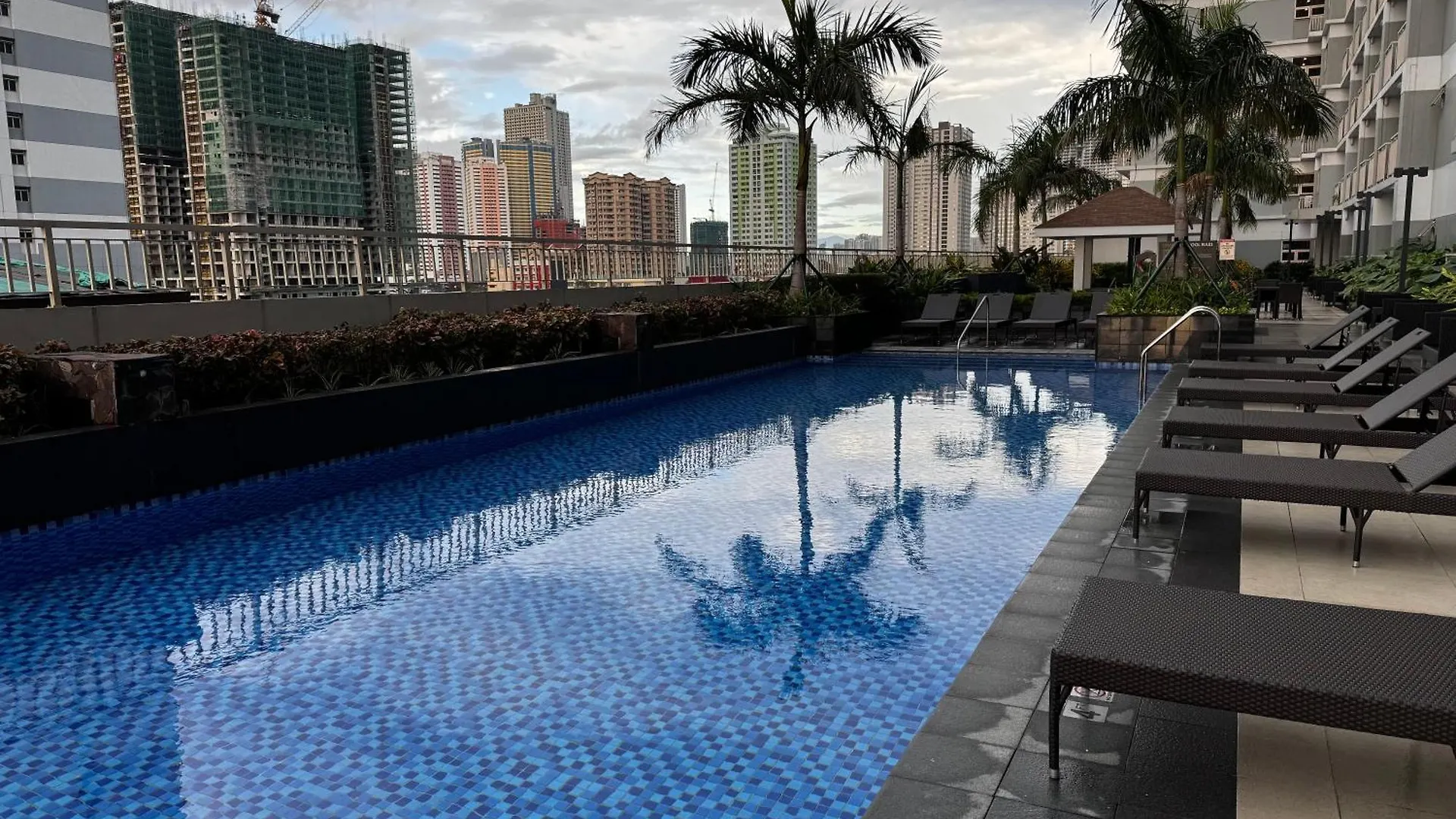 Beautiful 1Bed Condo Nr Airport, Moa, Makati, Bay Manila 0*,